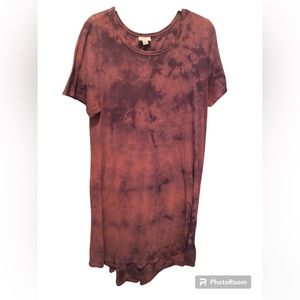 Fun and easy going Lularoe tye dye Carly dress!